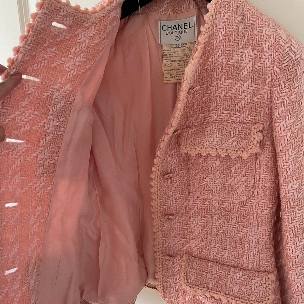 Vintage 1993 Chanel Jacket - Picture 6 of 15